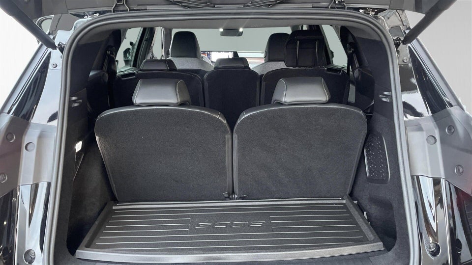 Peugeot e-5008 77 GT Pack 7prs 5d