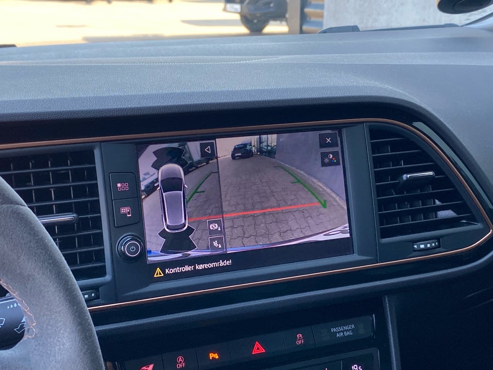 Seat Leon 2,0 TSi 300 Cupra ST DSG 4Drive 5d