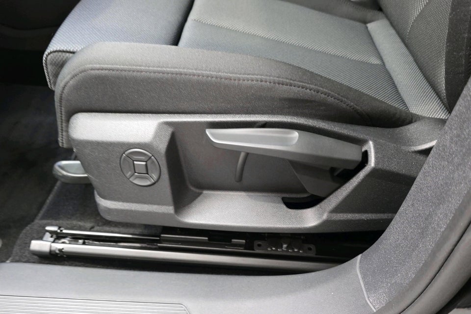 Audi Q4 e-tron 45 Progress 5d