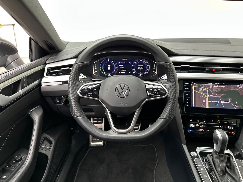 VW Arteon 1,4 eHybrid R-line DSG 4d