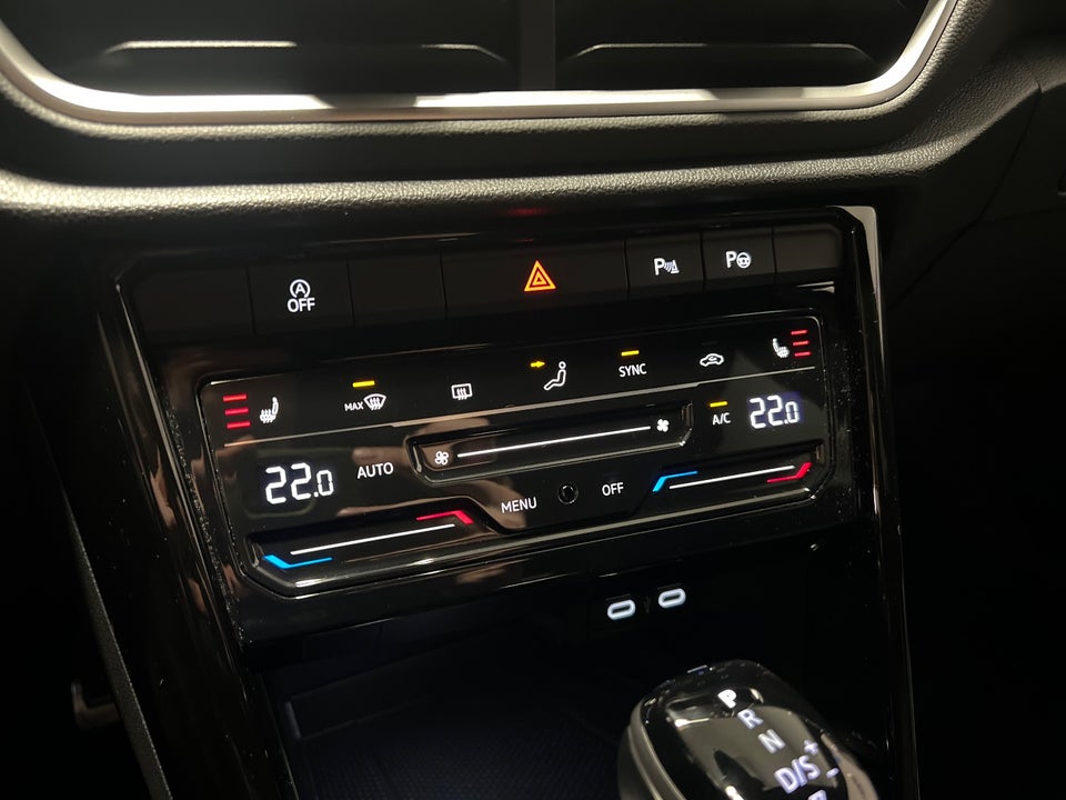 VW T-Roc 1,5 TSi 150 R-line+ DSG 5d