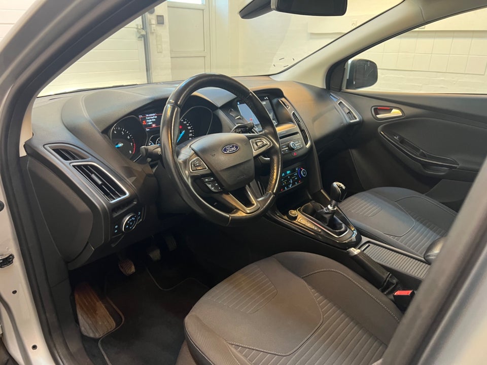 Ford Focus 1,0 SCTi 125 Titanium stc. 5d