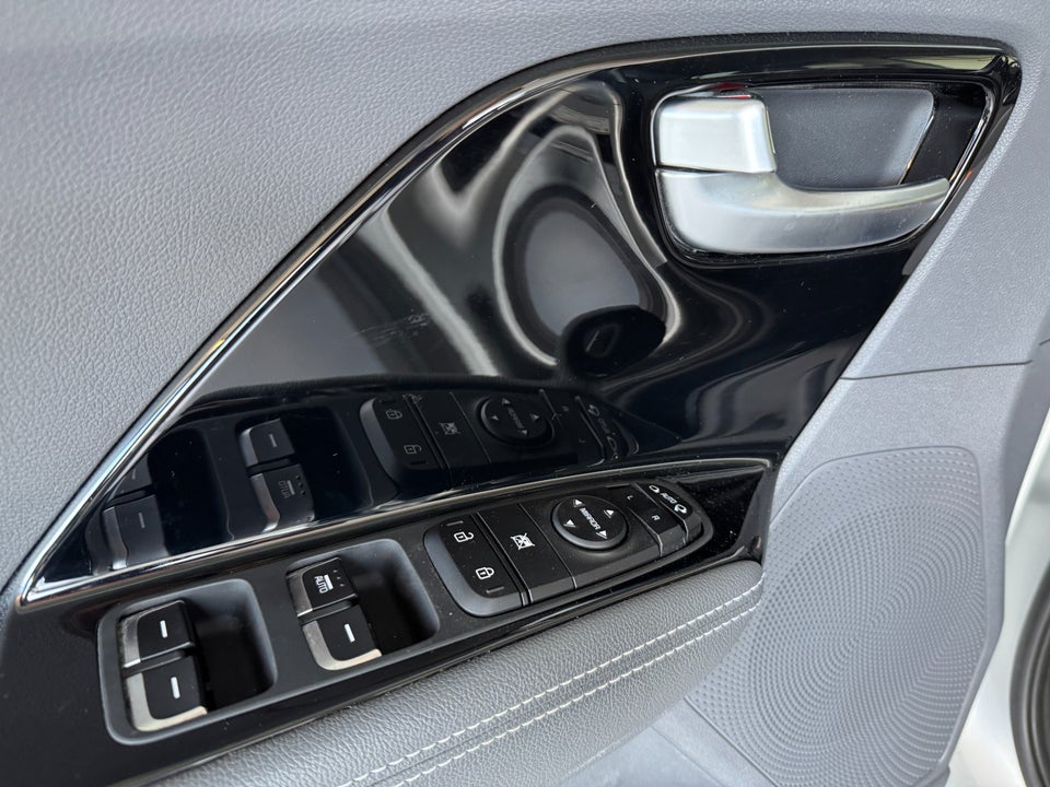 Kia e-Niro 64 Advance 5d