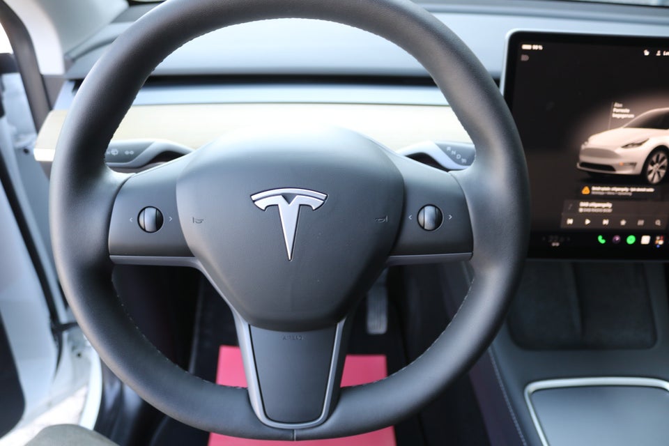Tesla Model Y RWD 5d