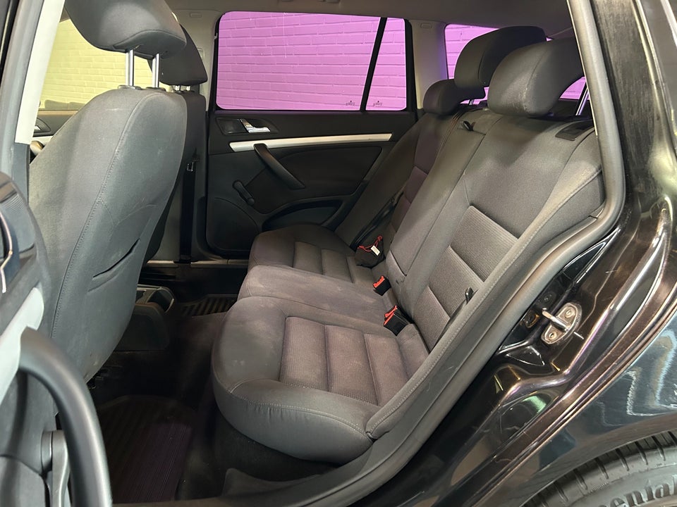 Skoda Octavia 2,0 TDi Ambiente 5d