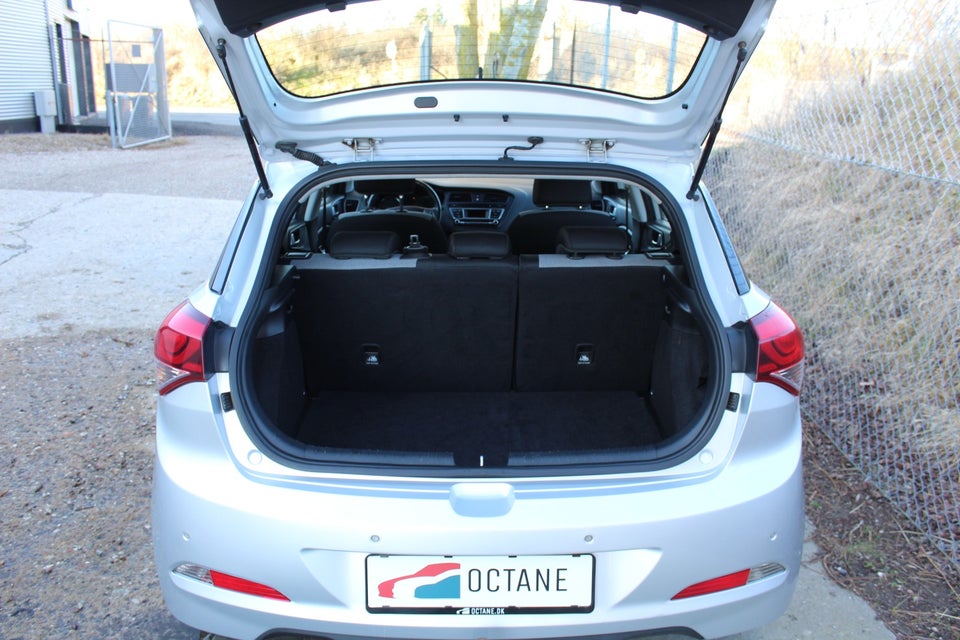 Hyundai i20 1,4 CRDi 90 Trend 5d