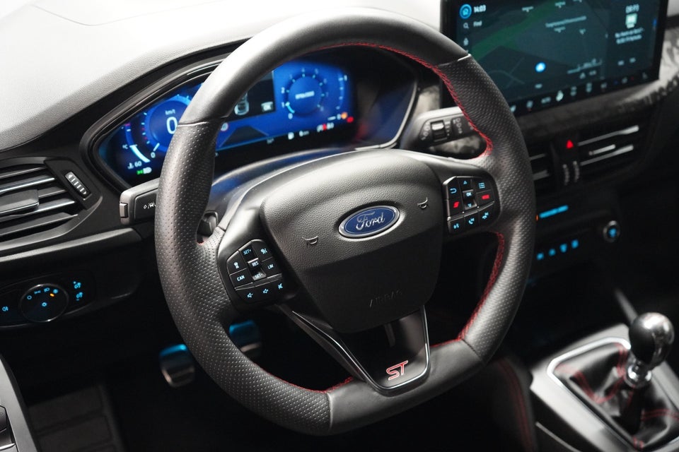 Ford Focus 2,3 EcoBoost ST-X 5d