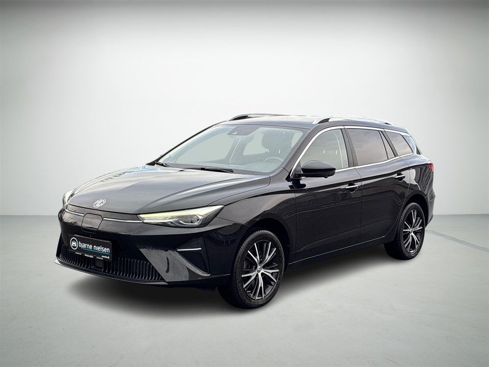 MG MG5 61 Luxury 5d
