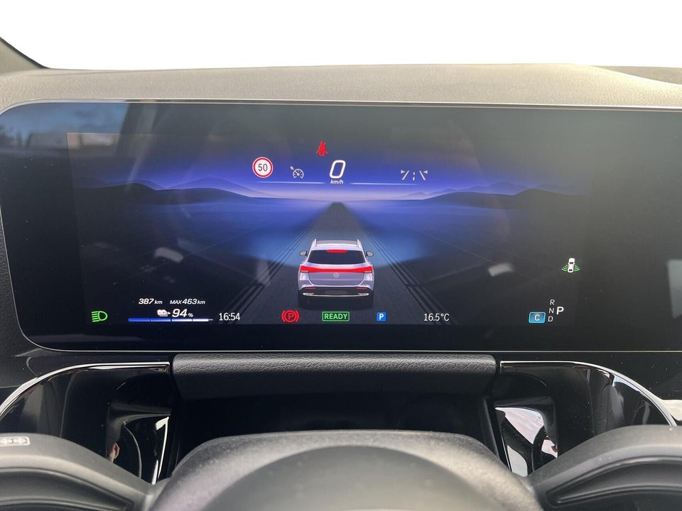 Mercedes EQA300 AMG Line 4Matic 5d