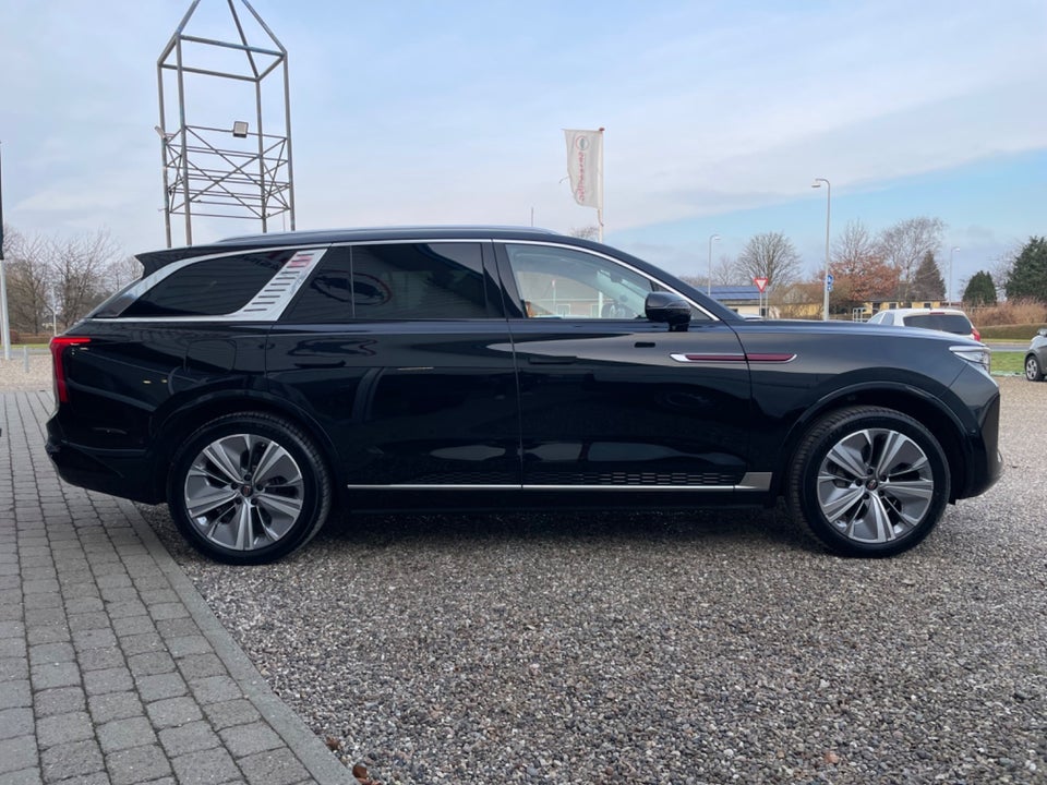 Hongqi E-HS9 99 Premium 5d