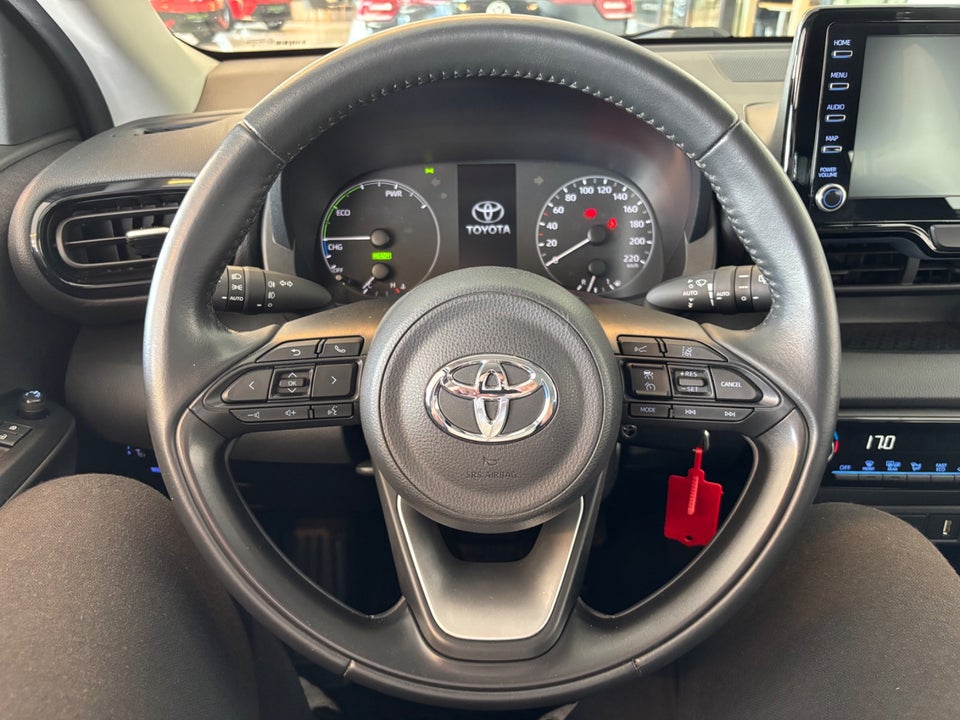 Toyota Yaris 1,5 Hybrid Active e-CVT 5d