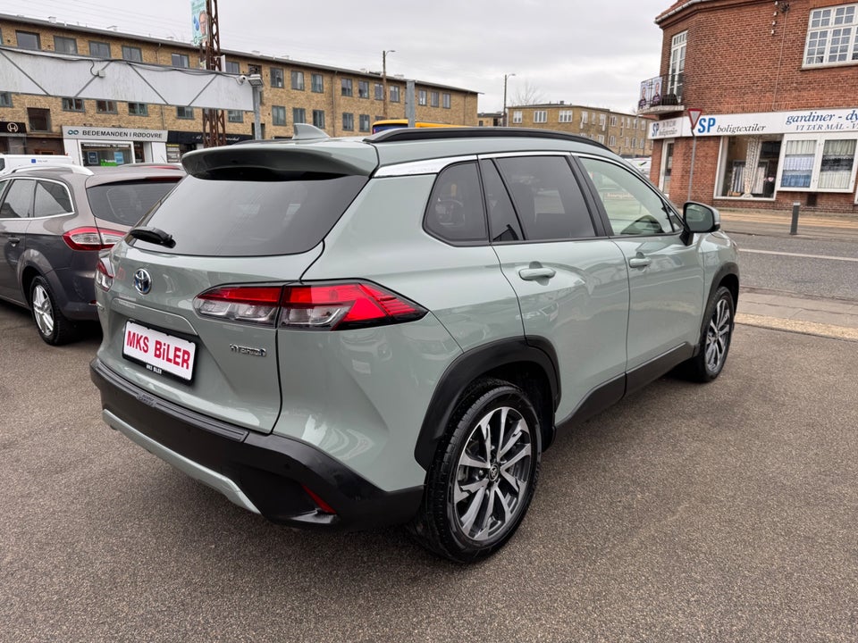 Toyota Corolla Cross 2,0 Hybrid Style Comfort CVT 5d