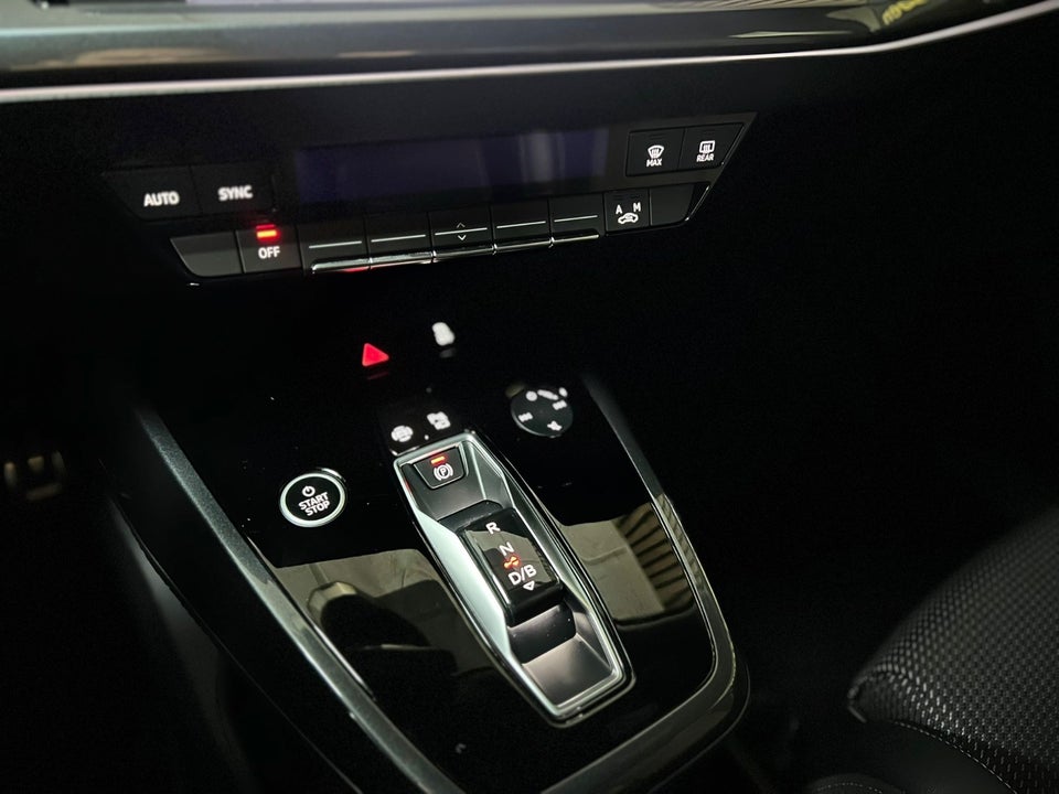 Audi Q4 e-tron 35 S-line 5d
