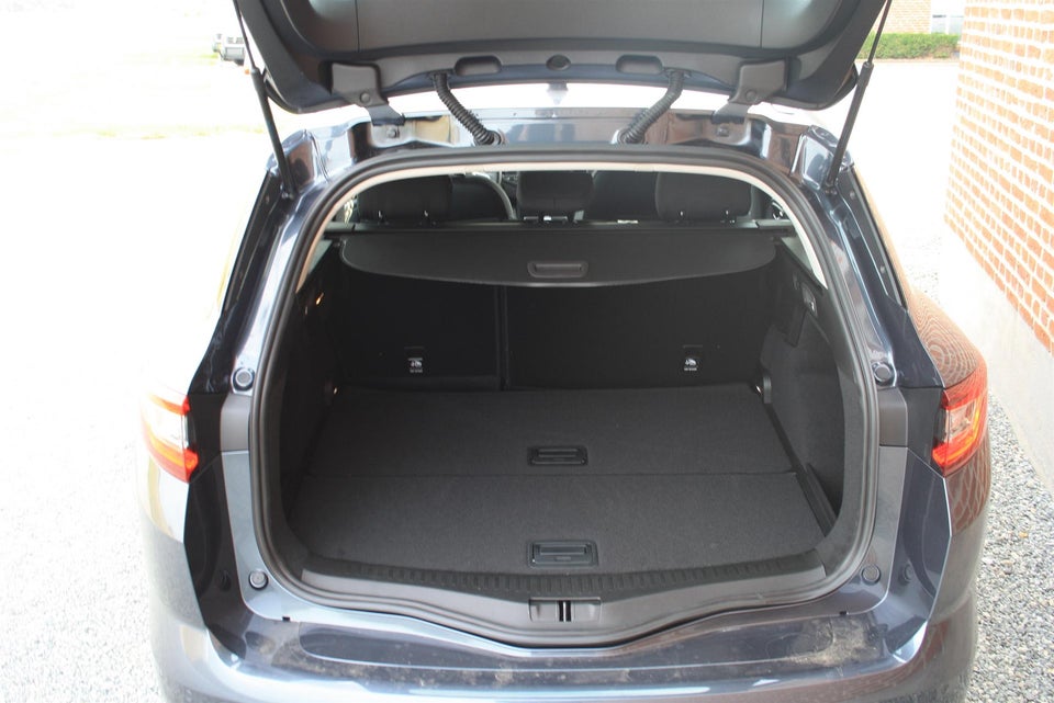 Renault Megane IV 1,5 dCi 110 Zen Sport Tourer EDC 5d