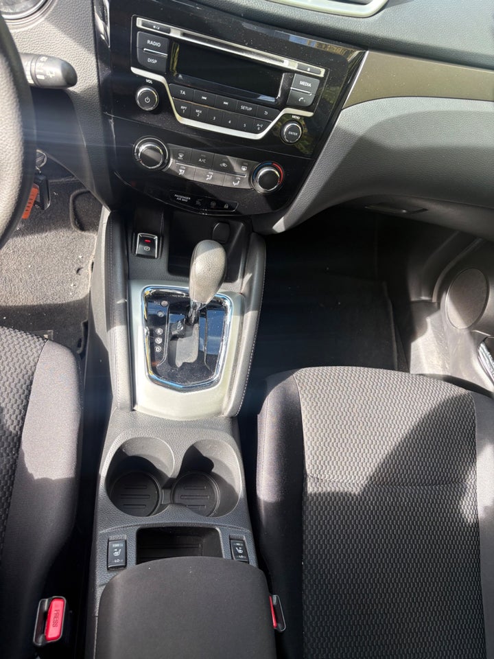 Nissan Qashqai 1,6 Dig-T 163 Acenta 5d