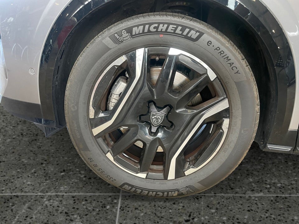 Peugeot e-5008 77 GT 7prs 5d