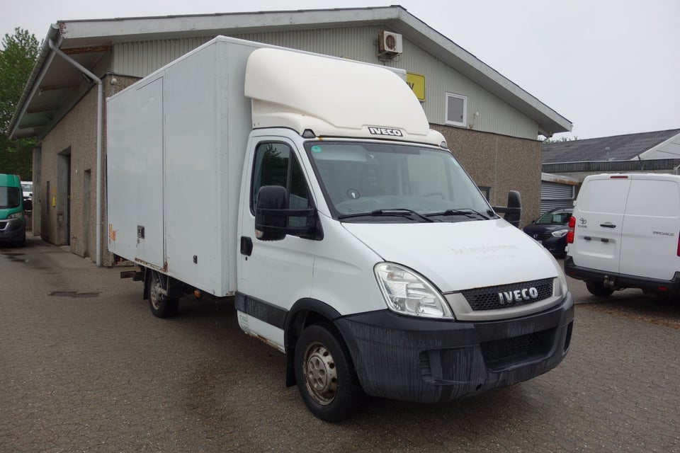 Iveco Daily 2,3 35S14 Alukasse 2d