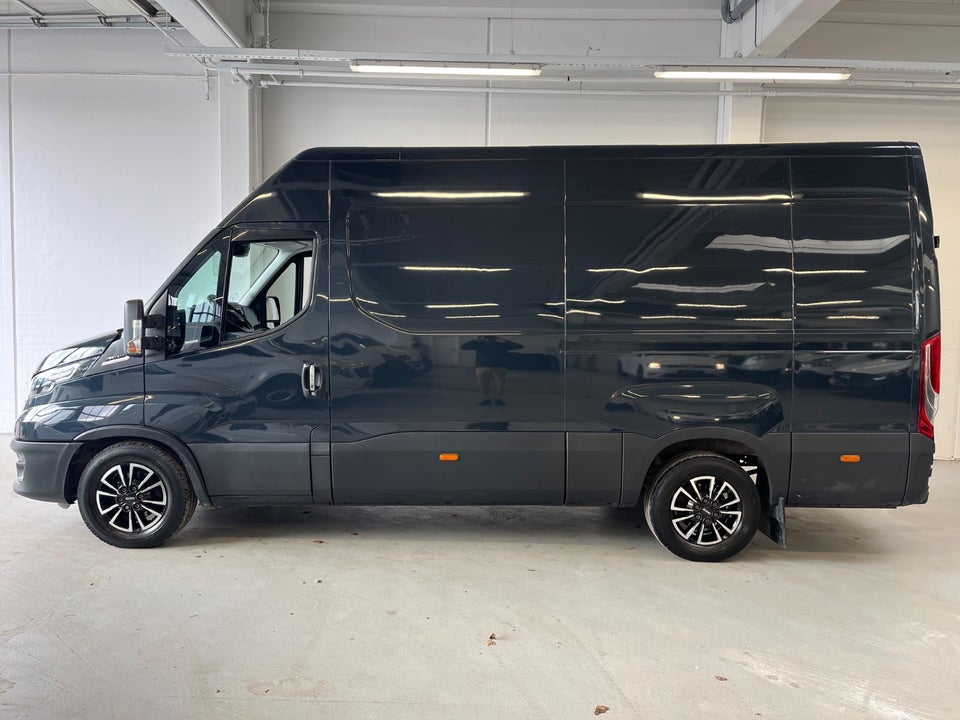 Iveco Daily 3,0 35S21 12m³ Van AG8