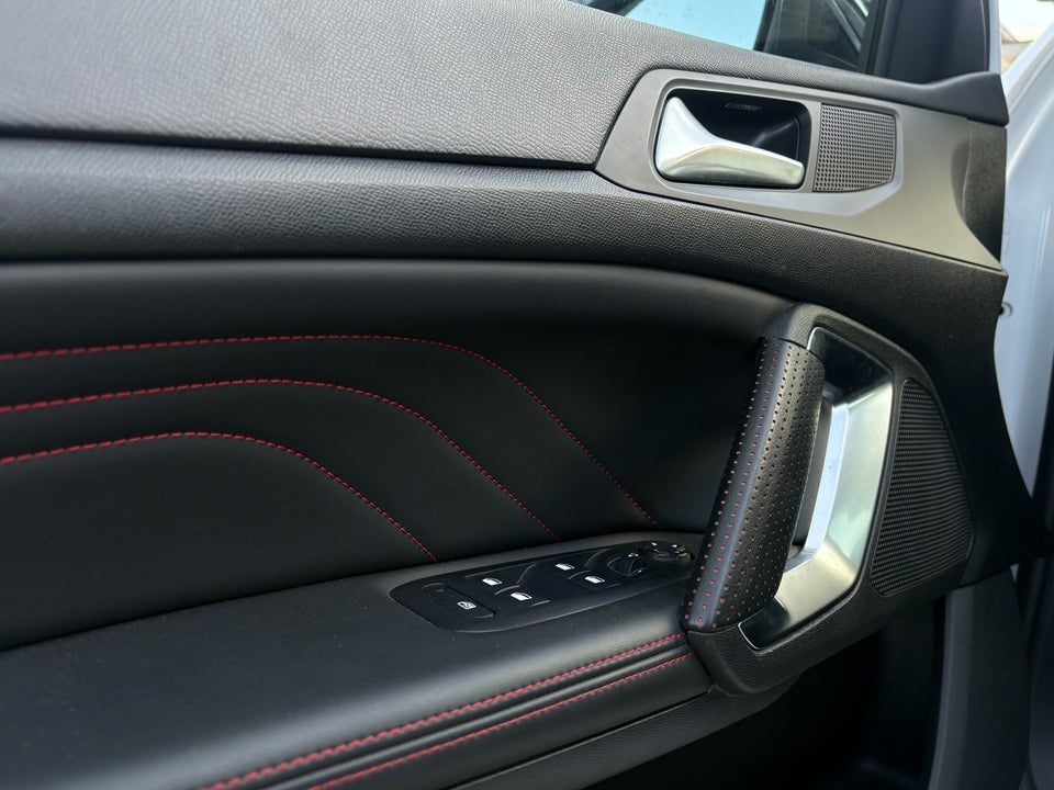 Peugeot 308 1,6 e-THP 270 GTi Performance 5d