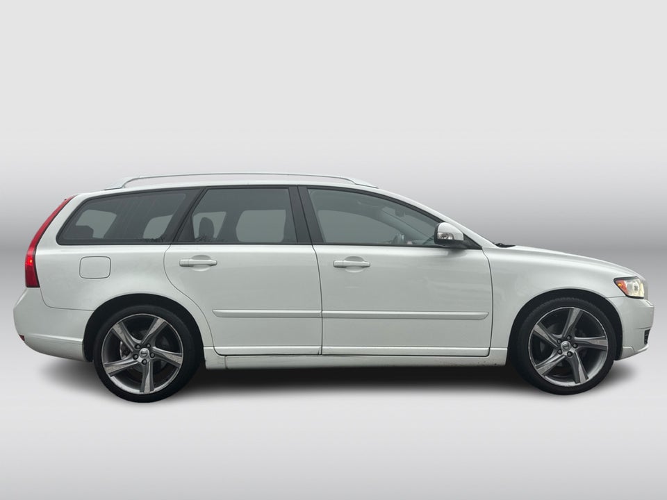 Volvo V50 1,6 D2 115 Kinetic 5d