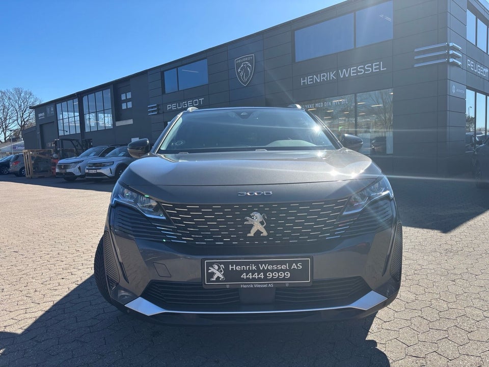 Peugeot 3008 1,6 Hybrid First Selection EAT8 5d