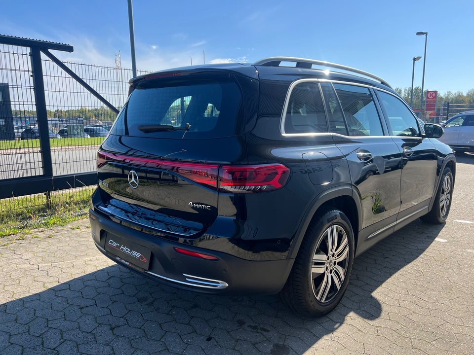Mercedes EQB300 Progressive 4Matic 5d