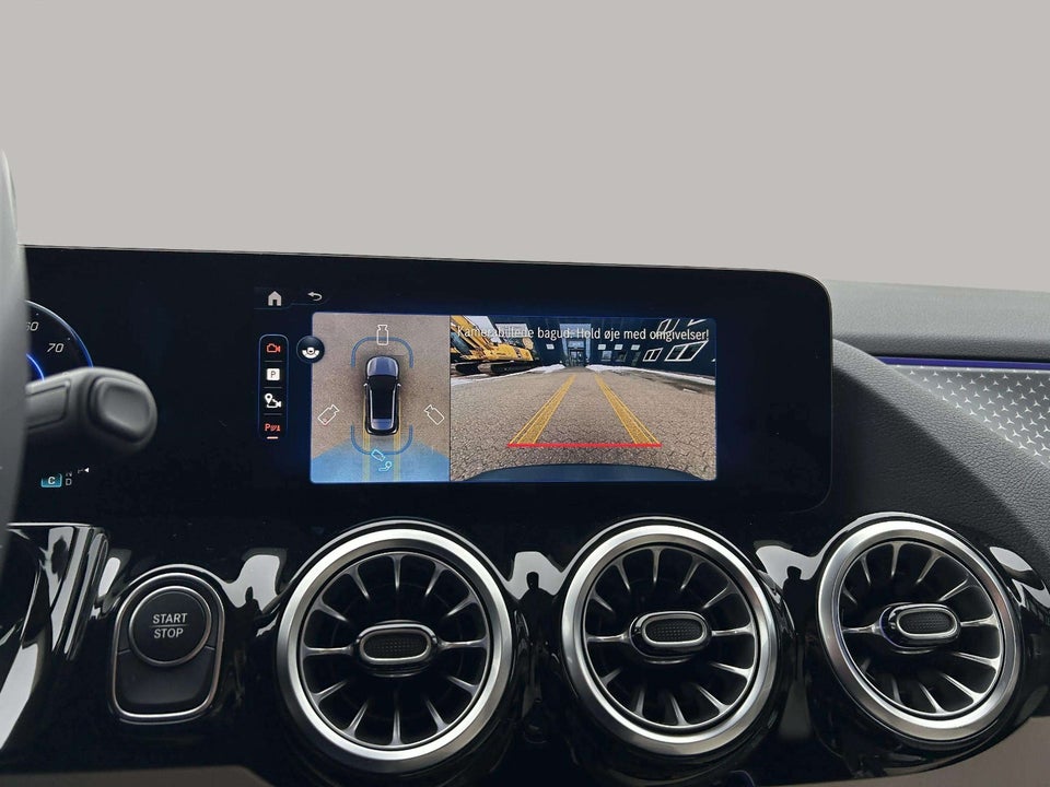 Mercedes EQA300 Progressive Advance 4Matic 5d