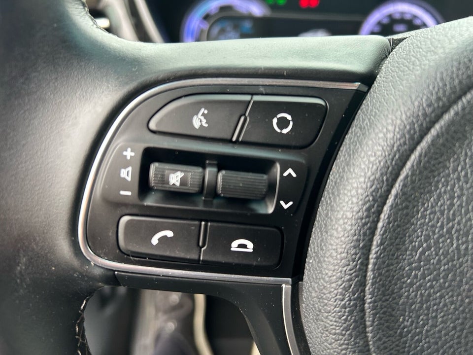 Kia Niro 1,6 PHEV Vision DCT 5d