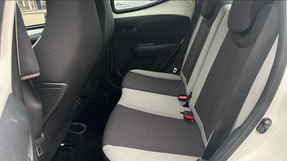 Toyota Aygo 1,0 VVT-i x-change x-shift 5d