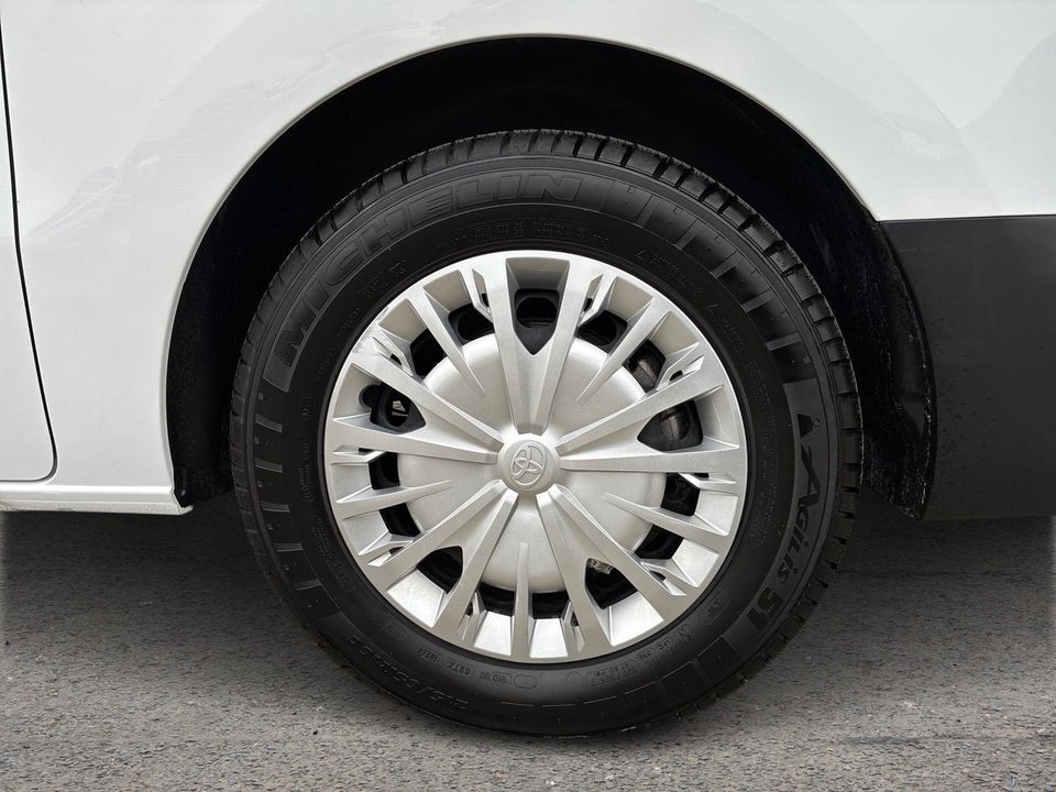 Toyota ProAce Verso 75 Long Combi 9prs