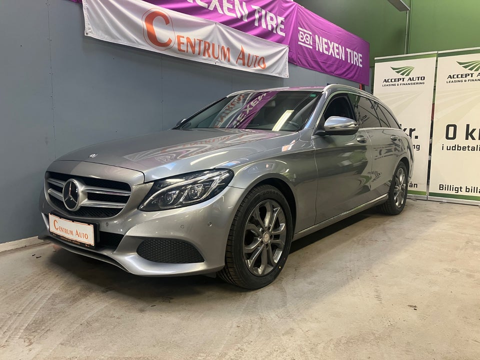 Mercedes C220 d 2,2 Avantgarde stc. aut. 5d