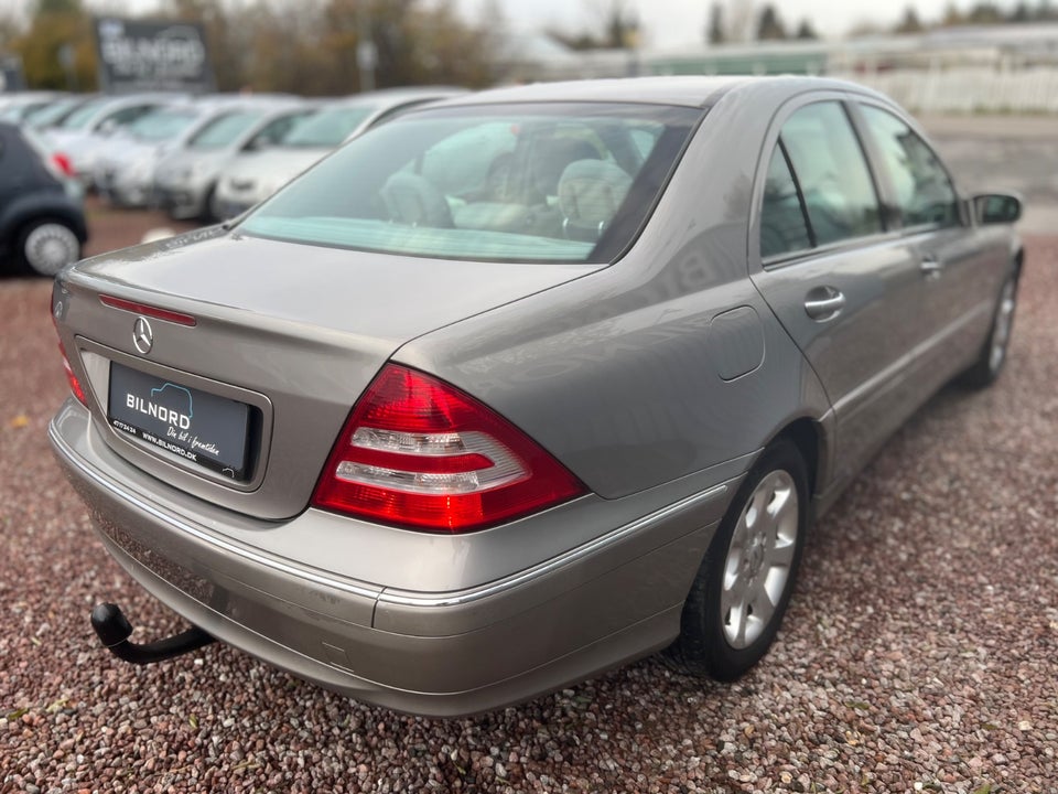 Mercedes C200 1,8 Kompressor Elegance aut. 4d