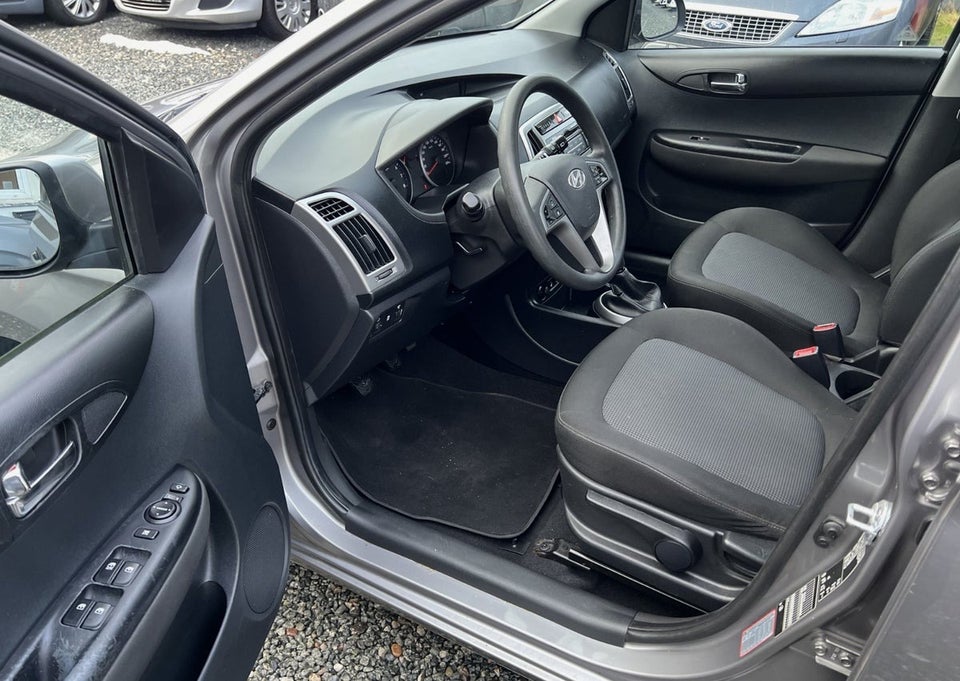 Hyundai i20 1,25 Classic XTR 5d