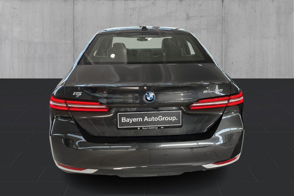 BMW i5 eDrive40 Sport Line 4d