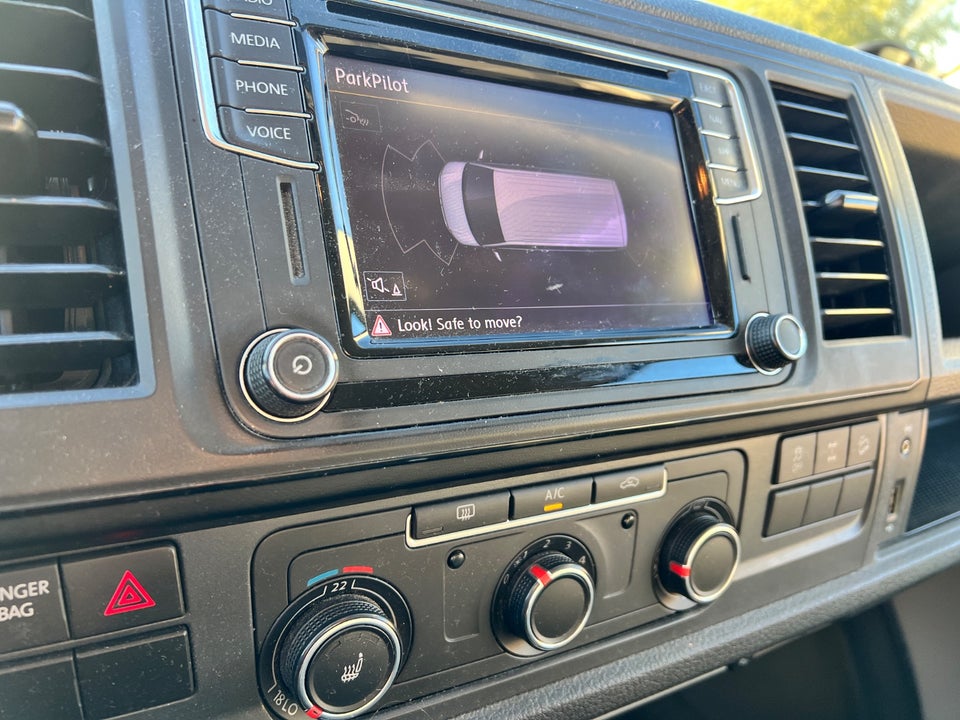 VW Transporter 2,0 TDi 204 Kassevogn 4Motion kort