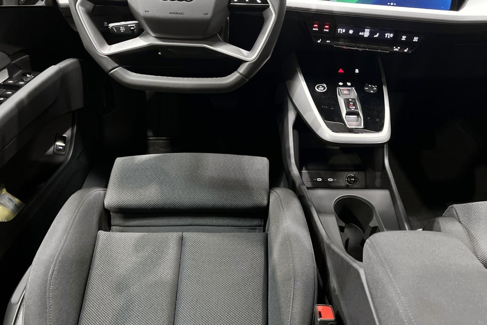 Audi Q4 e-tron 45 Progress 5d