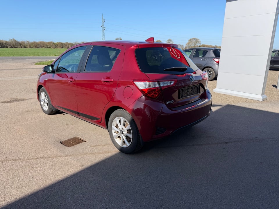 Toyota Yaris 1,5 Hybrid H3 Smart e-CVT 5d