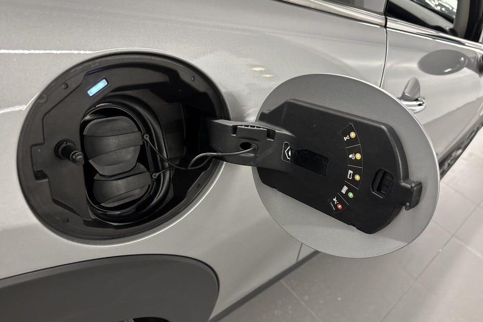 MINI Cooper SE Classic Trim 3d