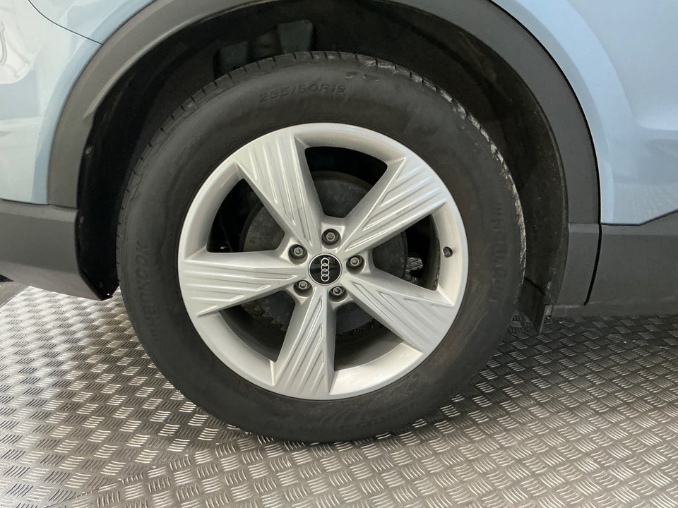 Audi Q4 e-tron 35  5d