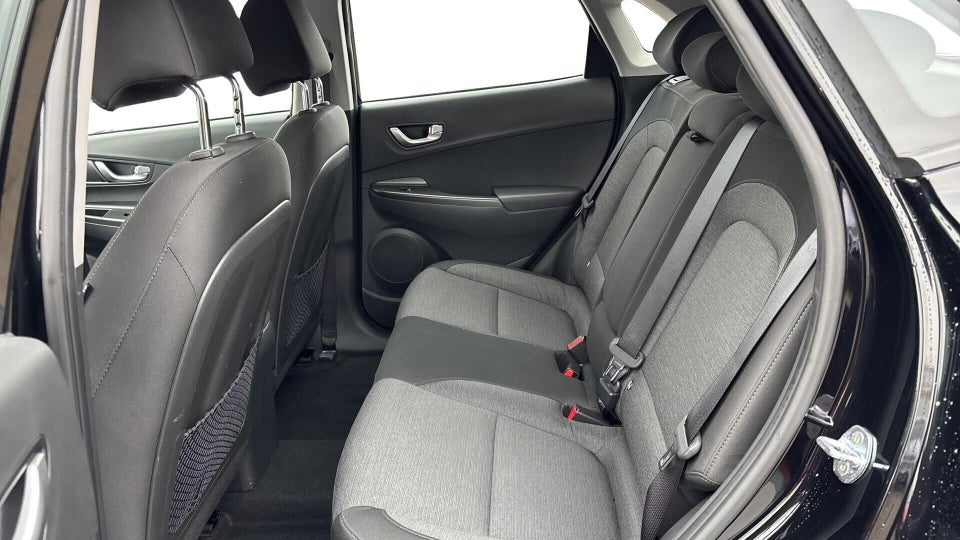 Hyundai Kona 39 EV Select 5d