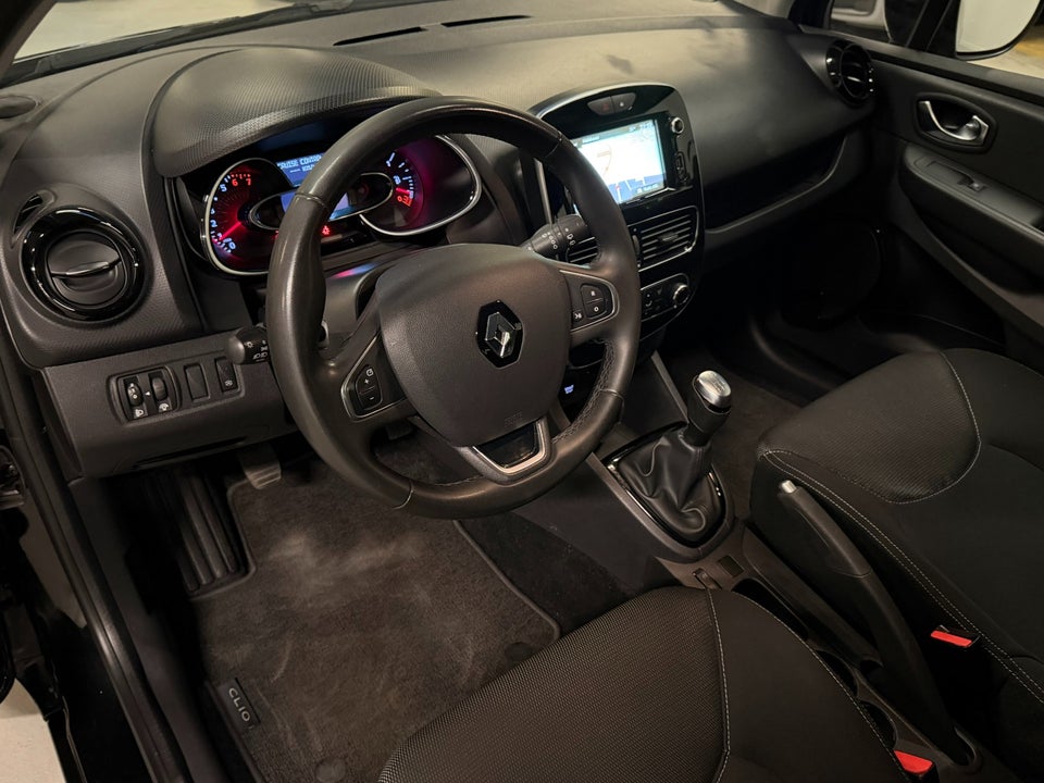 Renault Clio IV 0,9 TCe 90 Zen Sport Tourer 5d