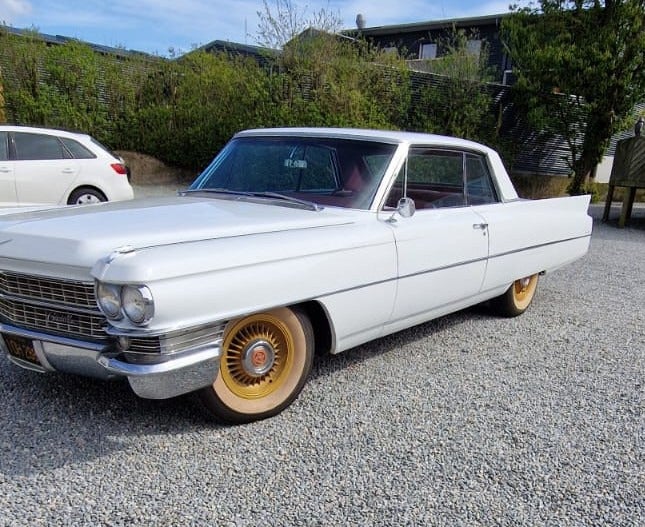 Cadillac Coupé DeVille 7,0 aut. 2d