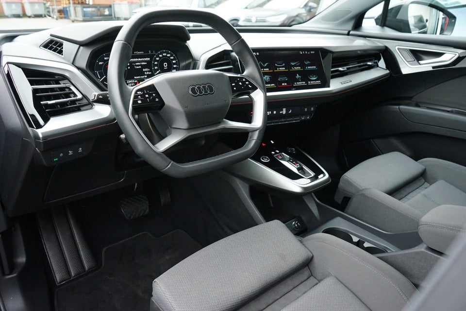 Audi Q4 e-tron 45 Advanced 5d