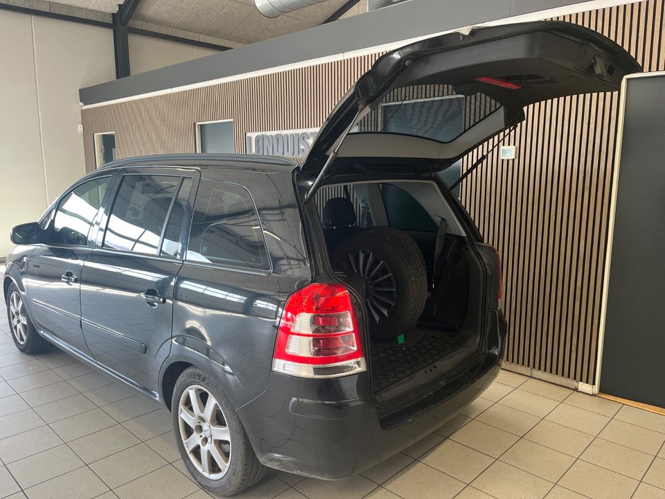 Opel Zafira 1,8 16V Classic 7prs 5d