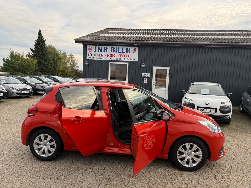 Peugeot 208 1,2 PureTech 82 Style 5d