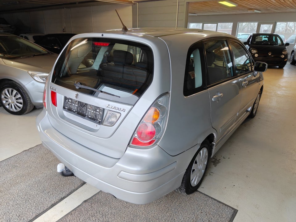 Suzuki Liana 1,6 GL 5d