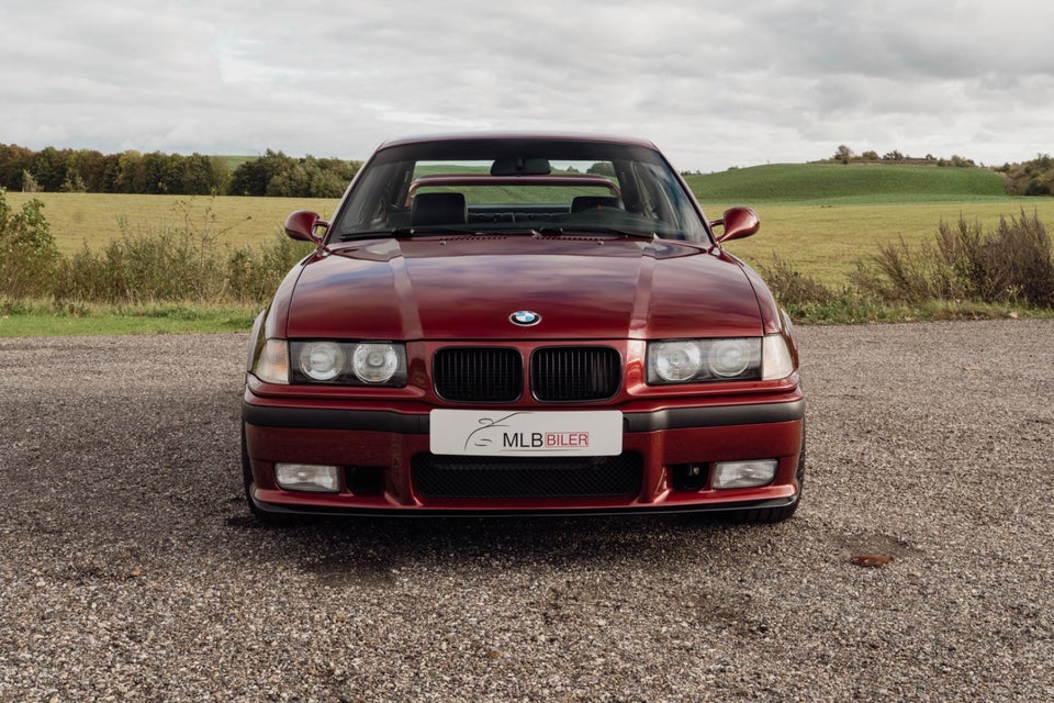 BMW 320i 2,0 Coupé 2d