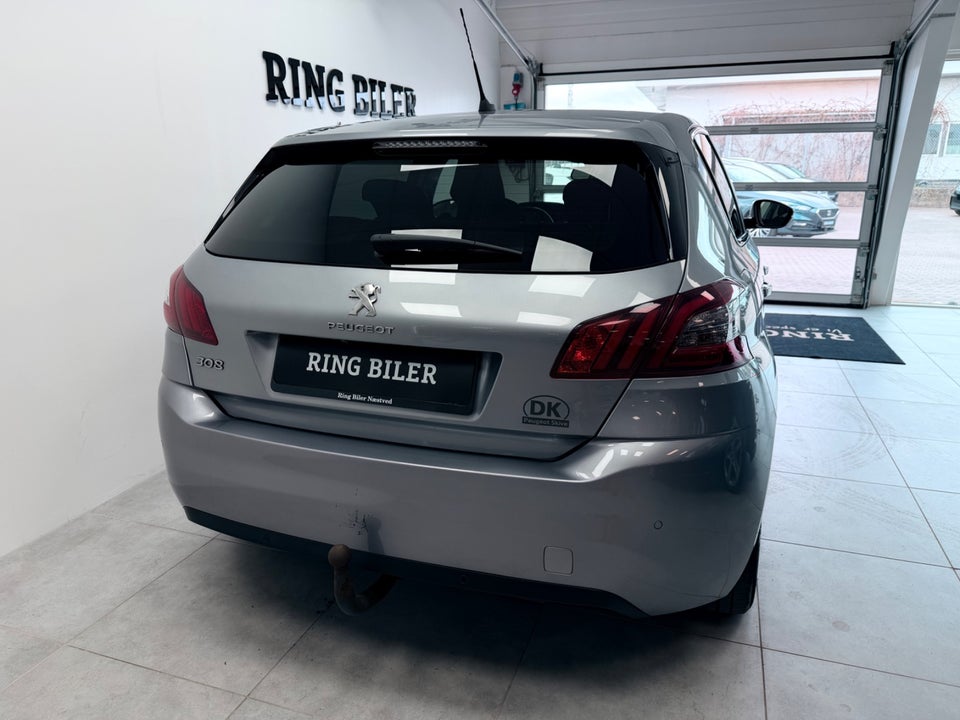 Peugeot 308 1,5 BlueHDi 130 Allure Grand 5d