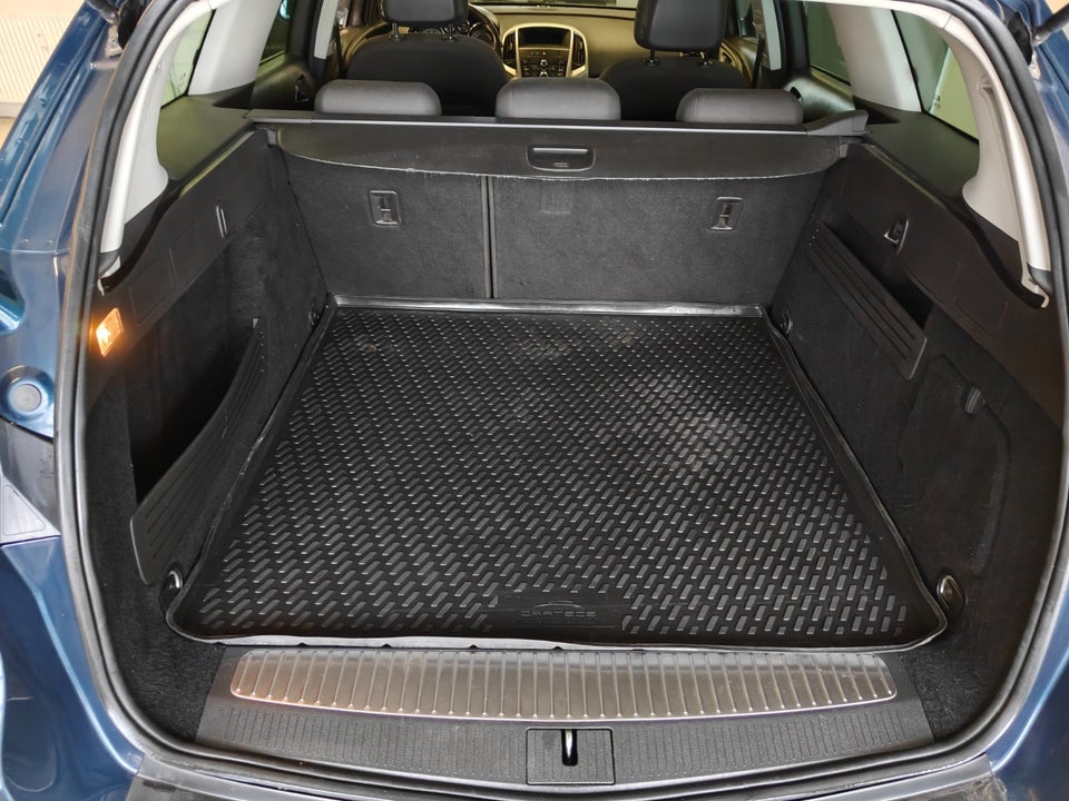 Opel Astra 1,6 Enjoy Sports Tourer 5d