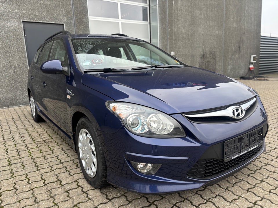 Hyundai i30 1,6 CRDi 90 Blue Drive 5d